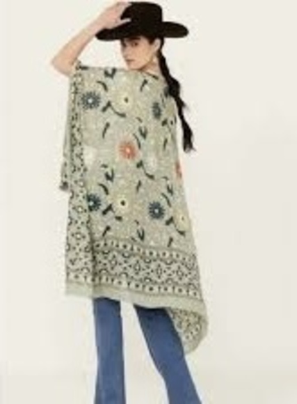 Free People Other - Free People MAGIC DANCE Border Print Duster in Green Tea Moss, One Size
